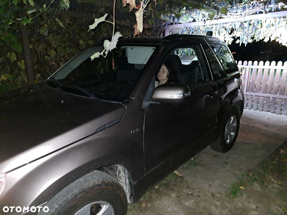 Suzuki Grand Vitara 1.9 DDiS Comfort - 16