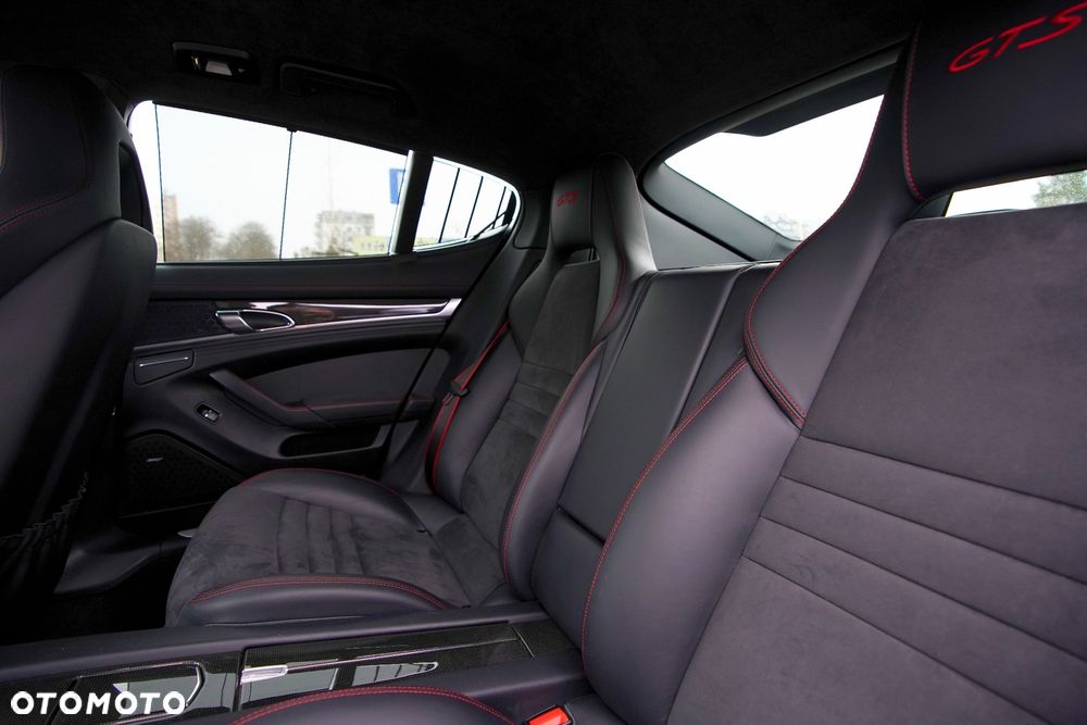Porsche Panamera GTS - 18