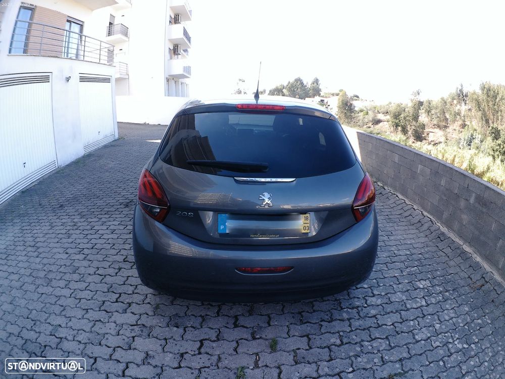 Peugeot 208 1.2 PureTech Style - 2