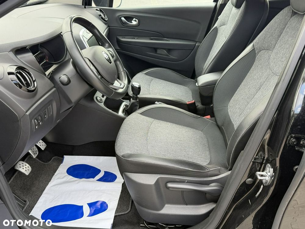 Renault Captur - 19