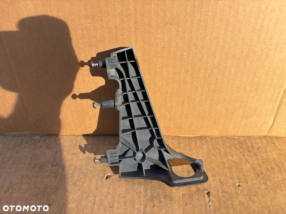 Bmw 5 G30 G31 Wspornik Lewy Kierownicy Powietrza Żaluzji Rolety Mocowanie Oryginalne 1126420 - 2