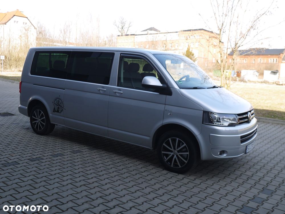 Volkswagen Caravelle - 4