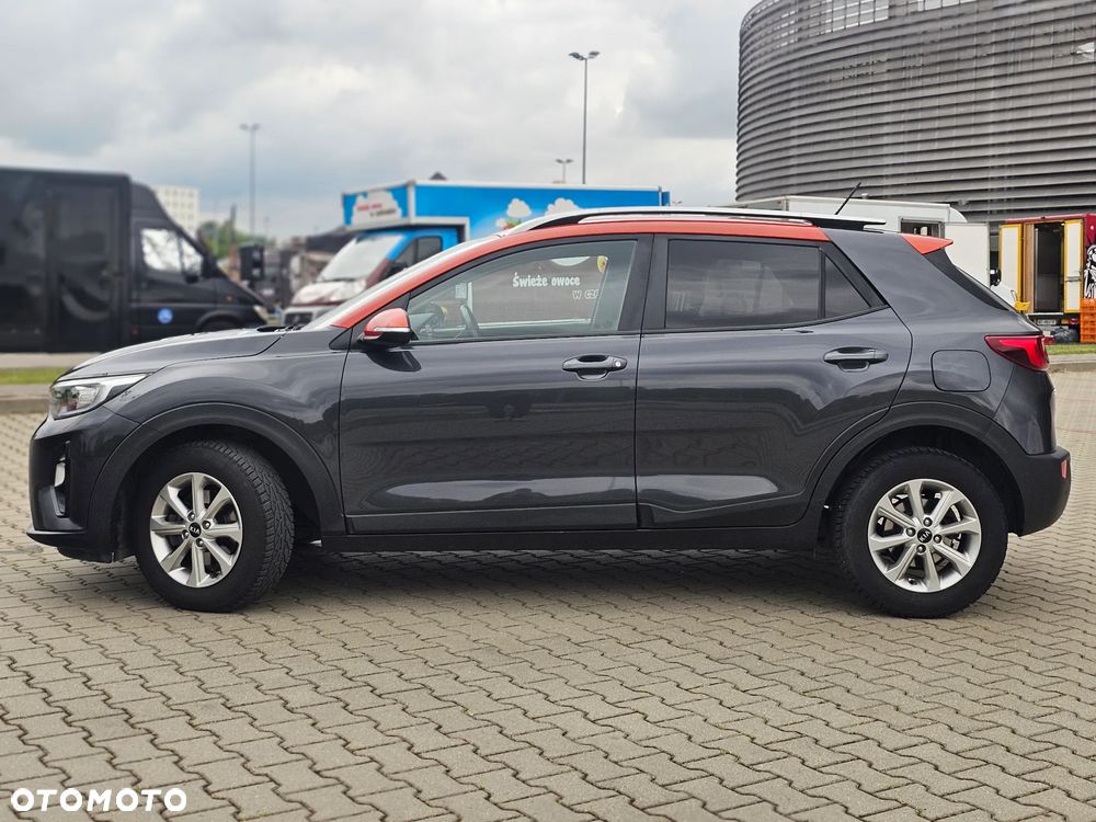 Kia Stonic 1.2 L - 23