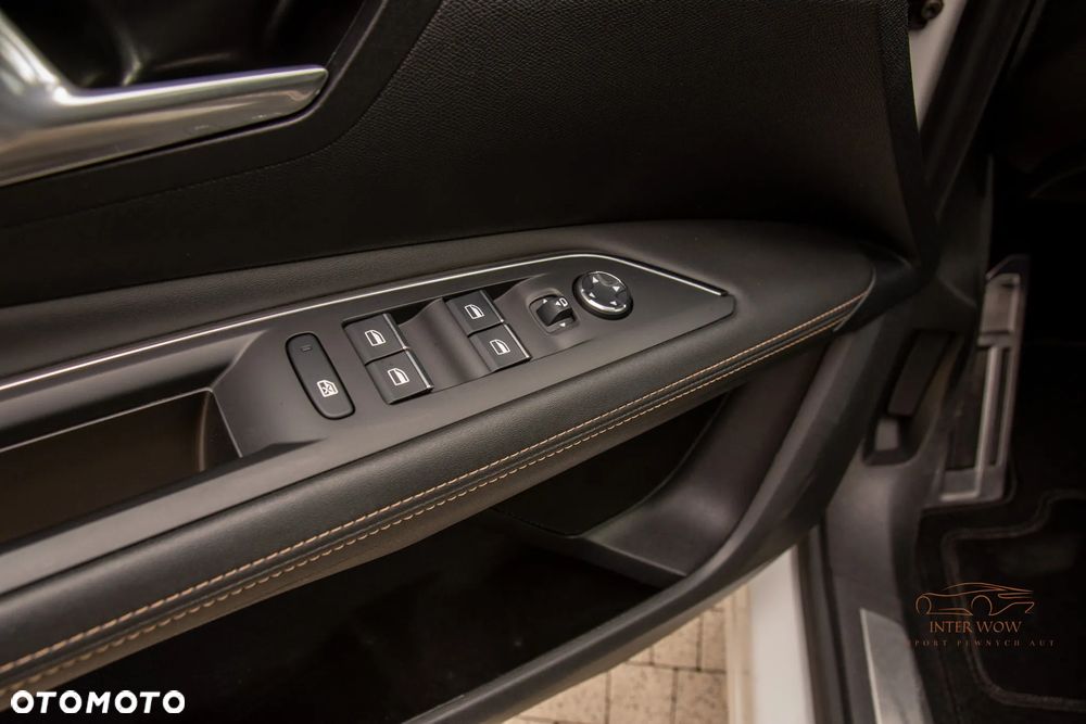 Peugeot 3008 225 e-EAT8 GT Pack - 16