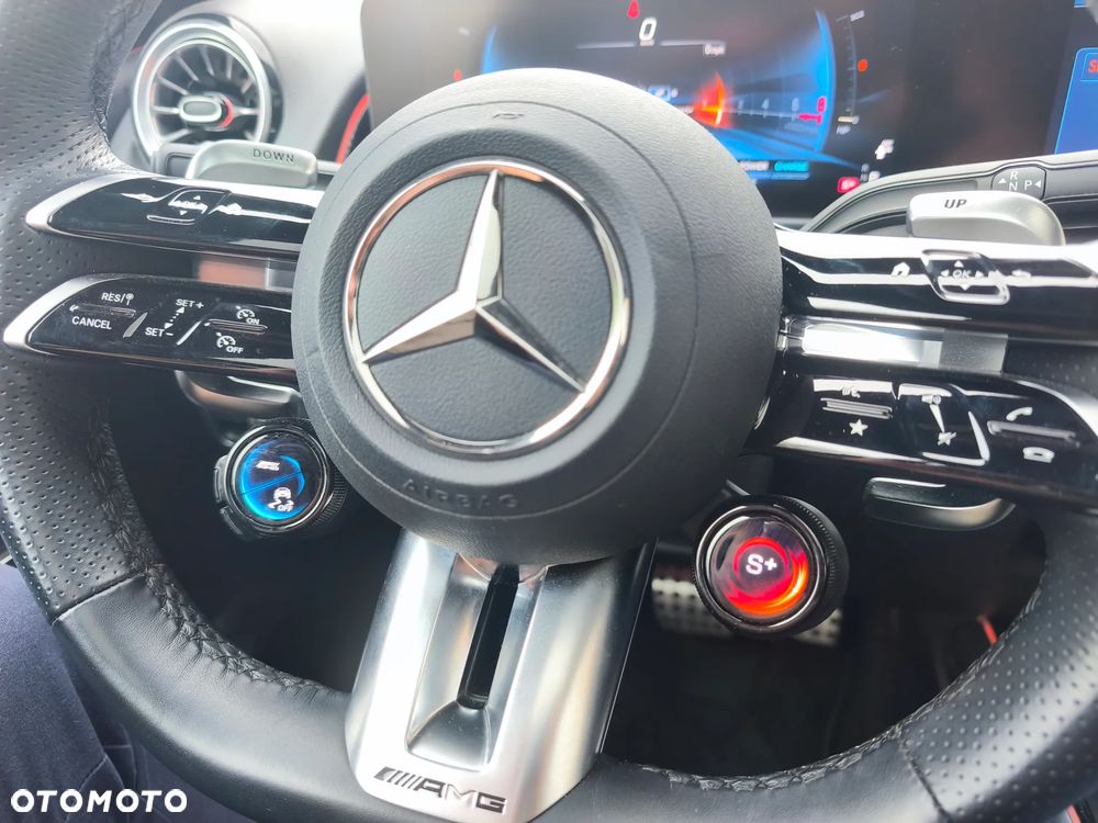 Mercedes-Benz GLB AMG 35 4Matic AMG Speedshift DCT 8G AMG Line Advanced Plus - 19