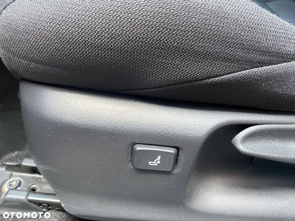 Toyota Corolla Cross 2.0 Hybrid Comfort - 11