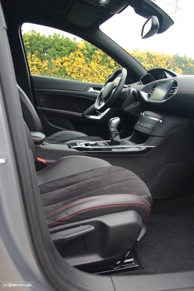 Peugeot 308 SW 1.2 PureTech GT Line EAT6 - 7