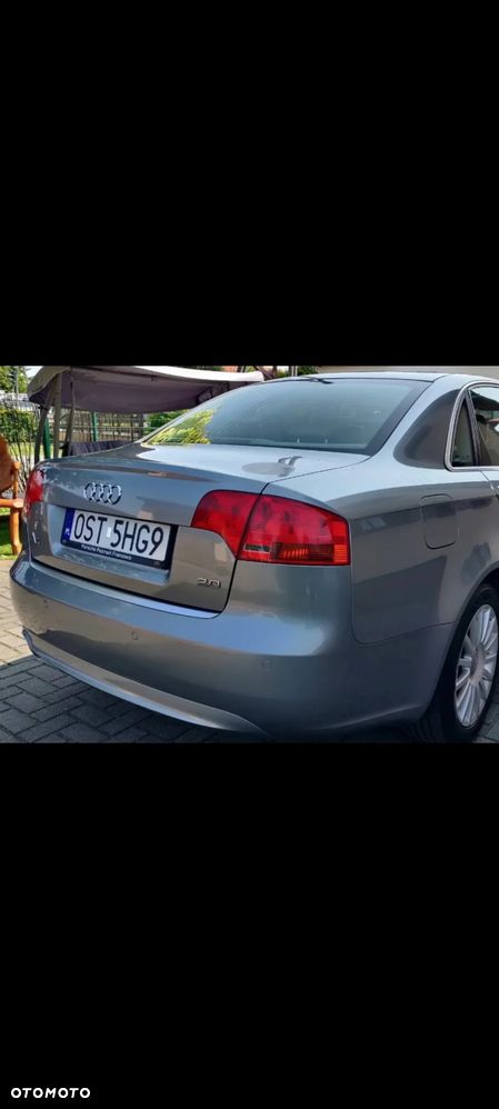 Audi A4 Limousine - 3