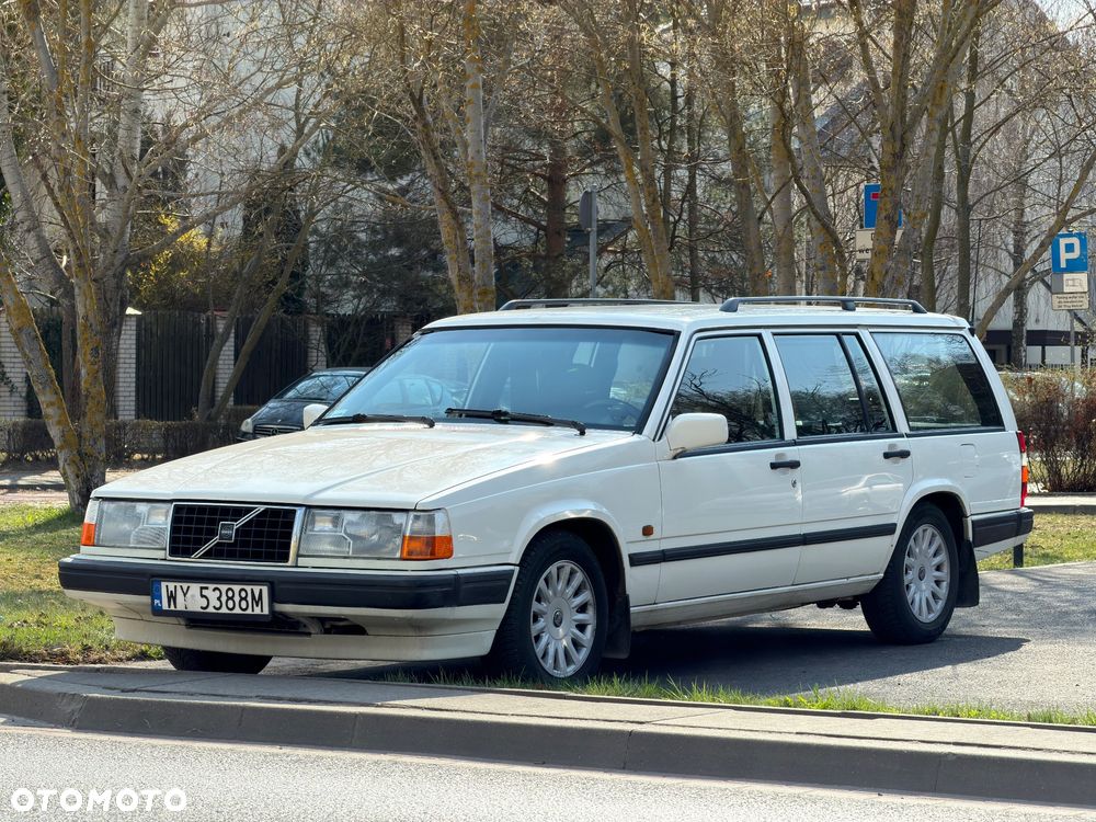 Volvo 945 - 1