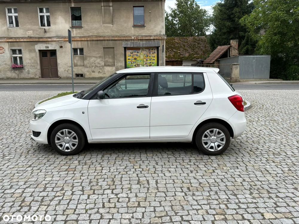 Skoda Fabia 1.2 HTP Ambition - 7