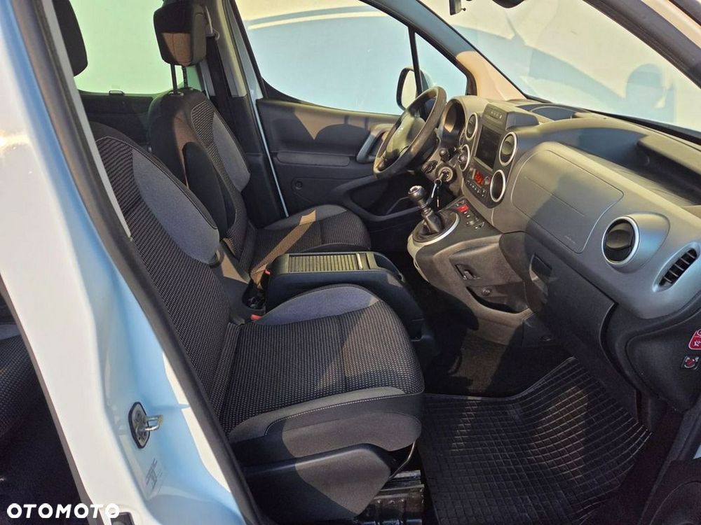 Peugeot Partner - 11