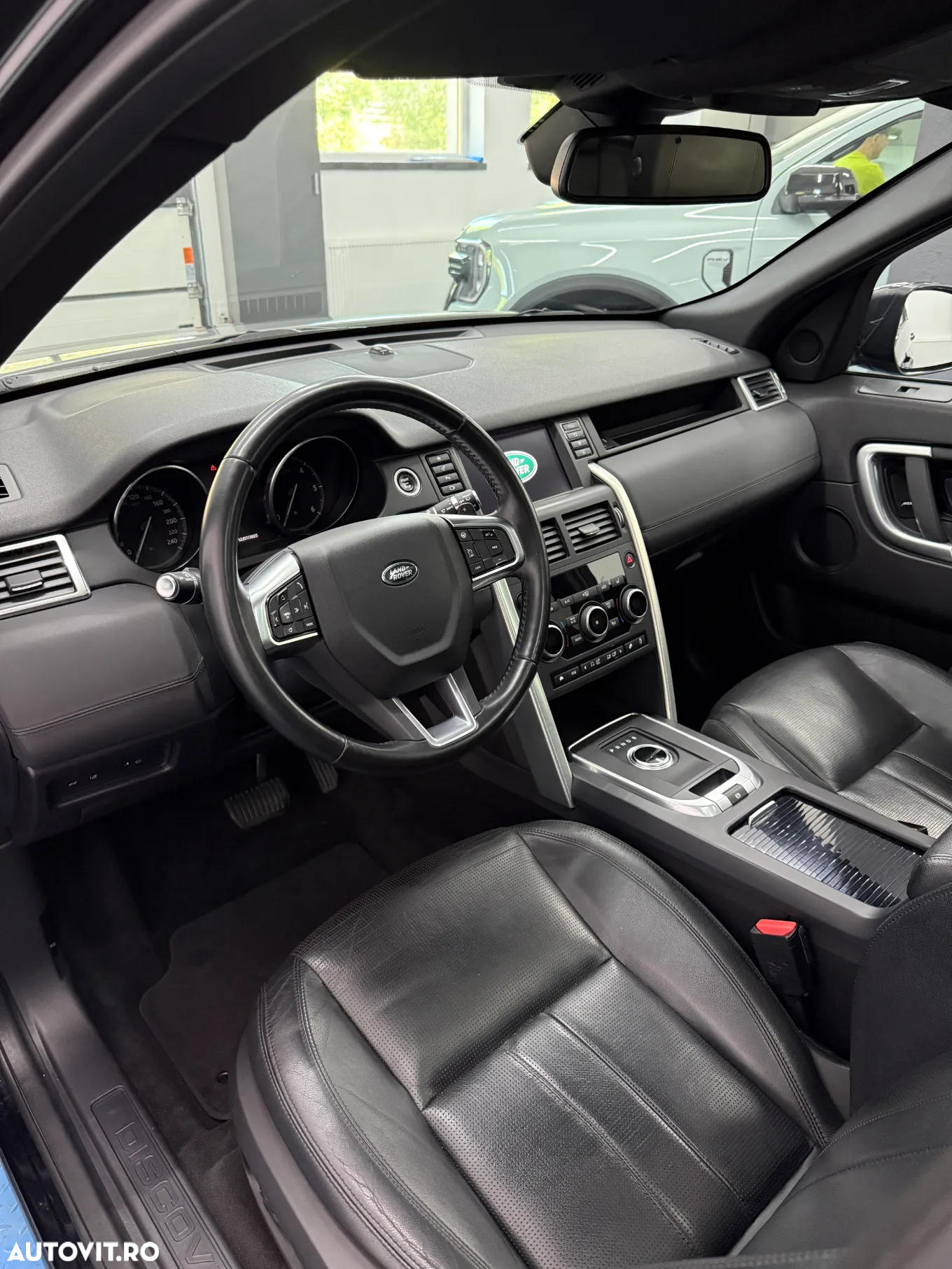 Land Rover Discovery Sport 2.0 l TD4 HSE Aut. - 6