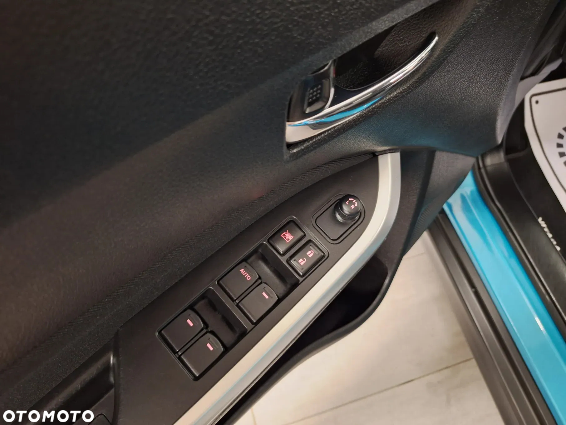 Suzuki Vitara 1.6 Premium 2WD - 30