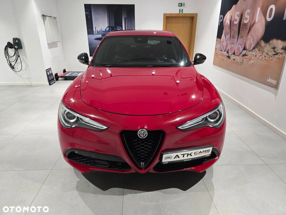 Alfa Romeo Stelvio 2022 photo 2