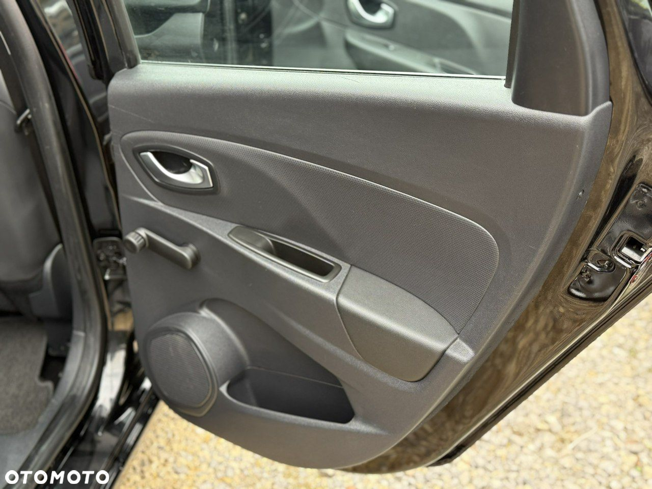 Renault Clio - 25