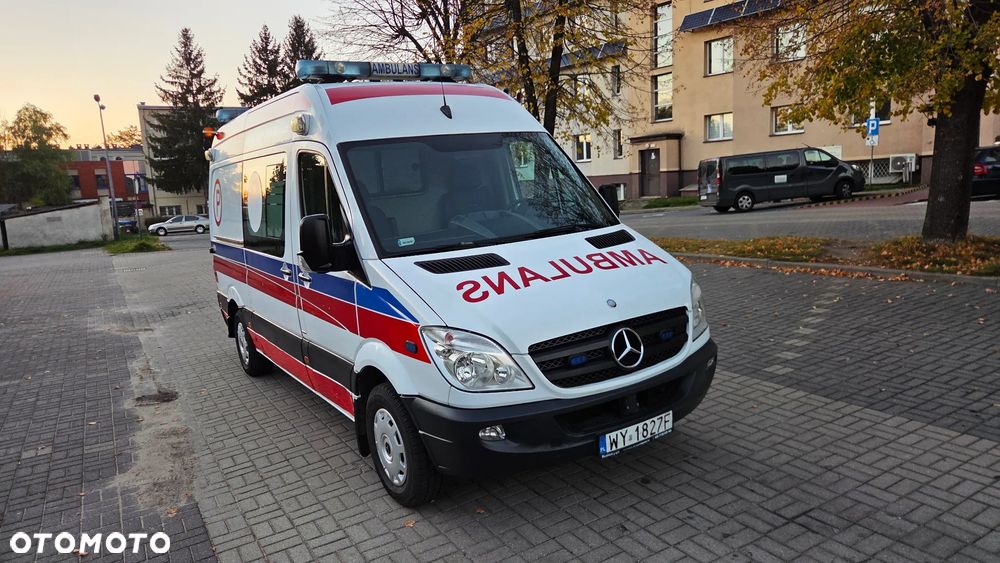 Mercedes-Benz SPRINTER - 12