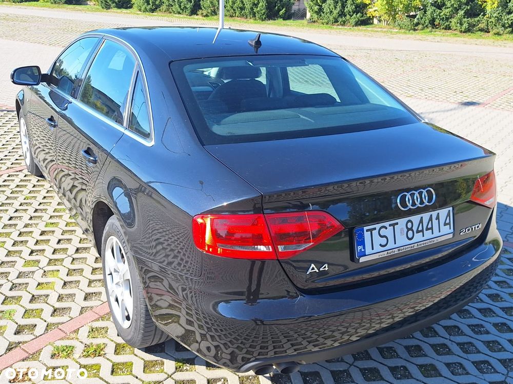 Audi A4 Avant 2010 photo 3