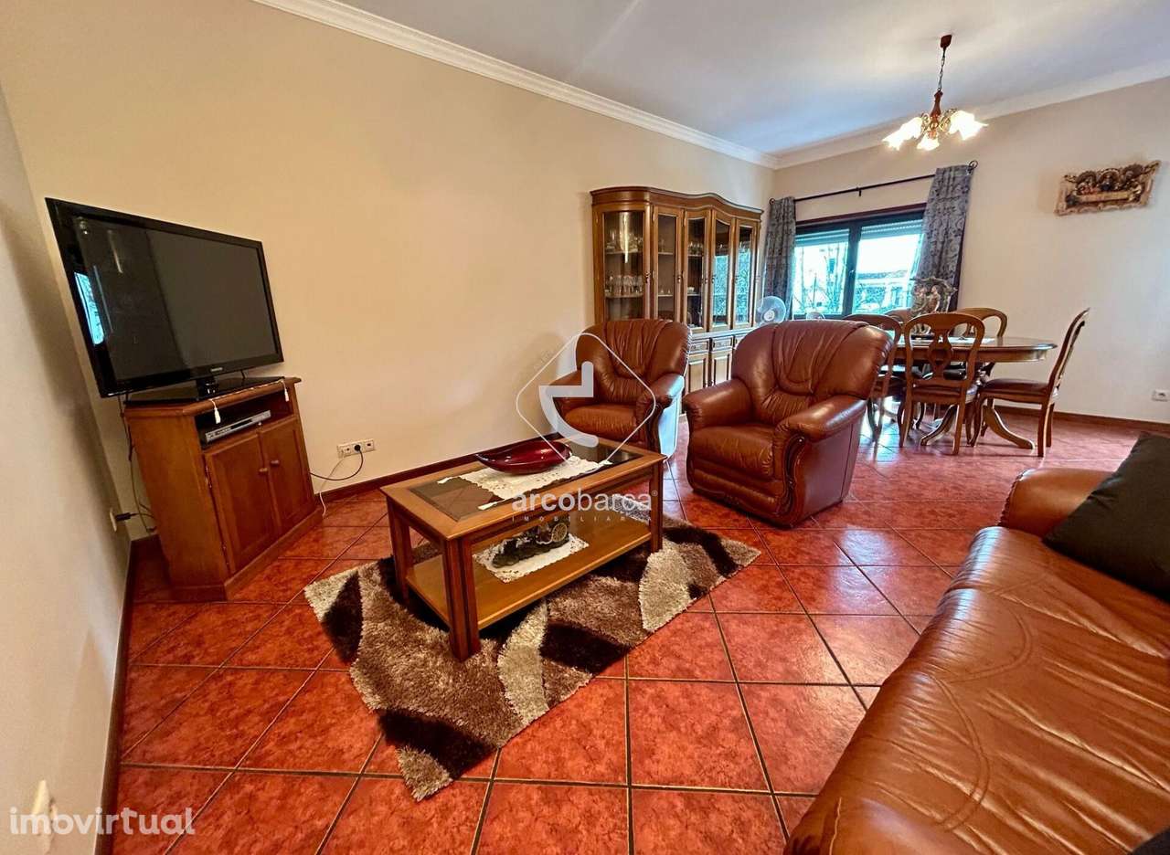 Apartamento T2, centro, garagem, 2 varandas - Arcos de Valdevez - Grande imagem: 3/19