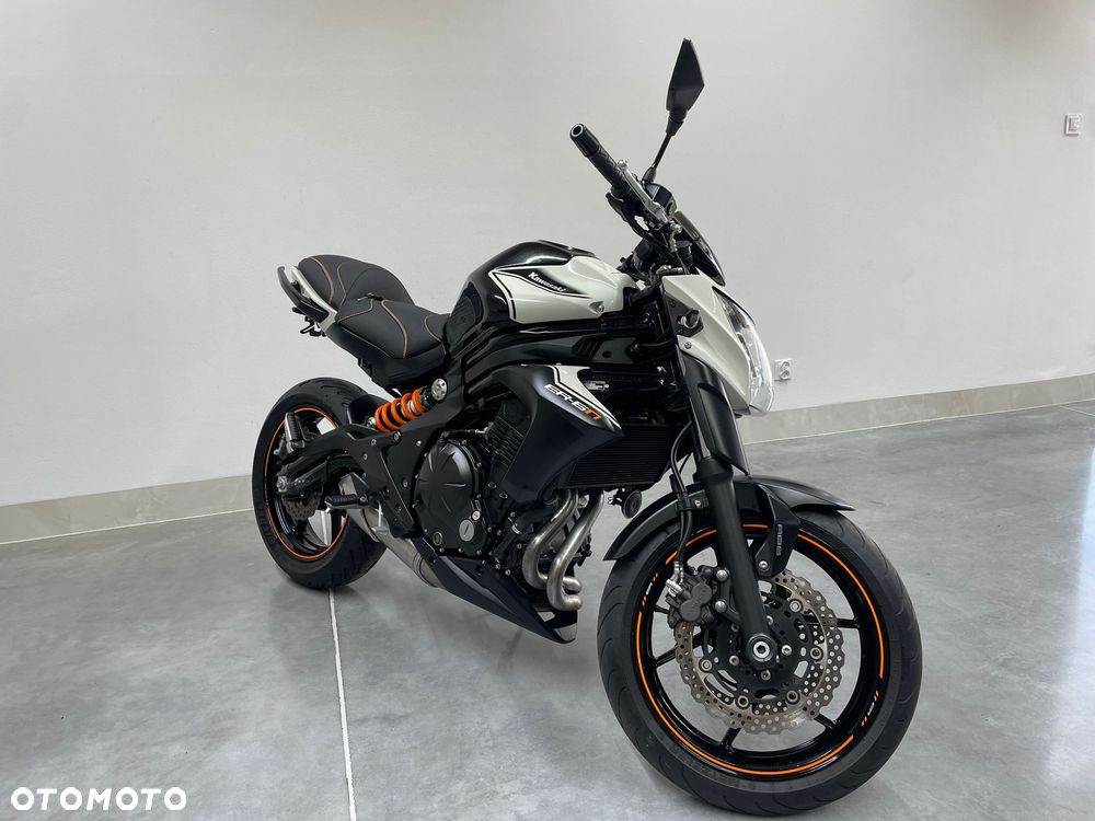 Kawasaki ER - 7