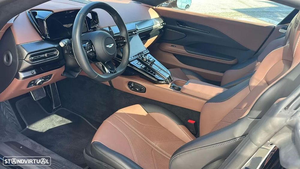Aston Martin Vantage Coupe V8 - 2