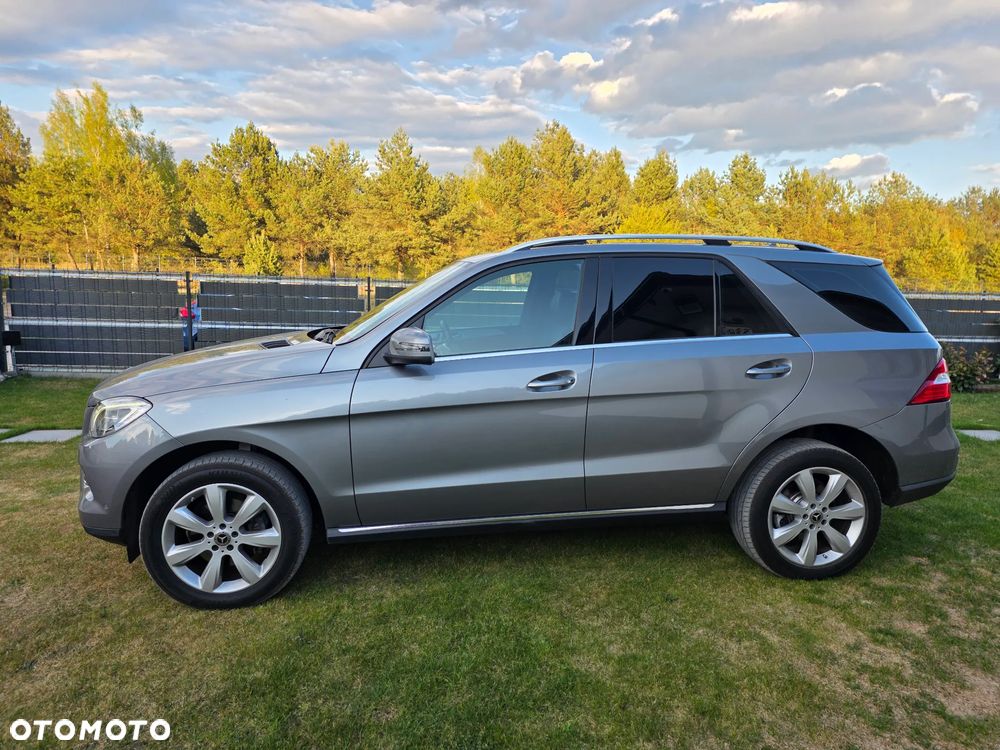 Mercedes-Benz ML - 9