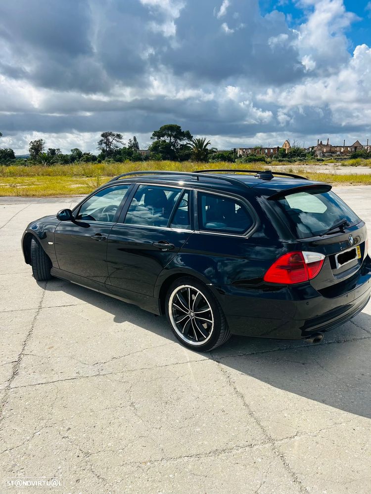 BMW 318 d Dynamic - 6