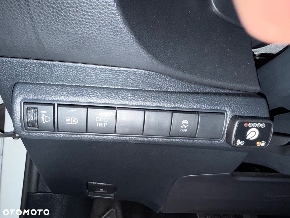 Toyota Corolla 1.8 Hybrid Comfort - 9