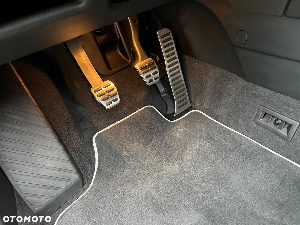Audi S3 Standard - 11