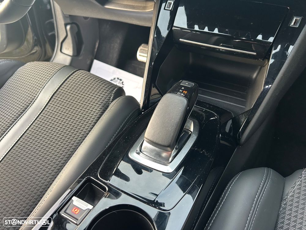 Peugeot e-208 50 kWh GT - 20