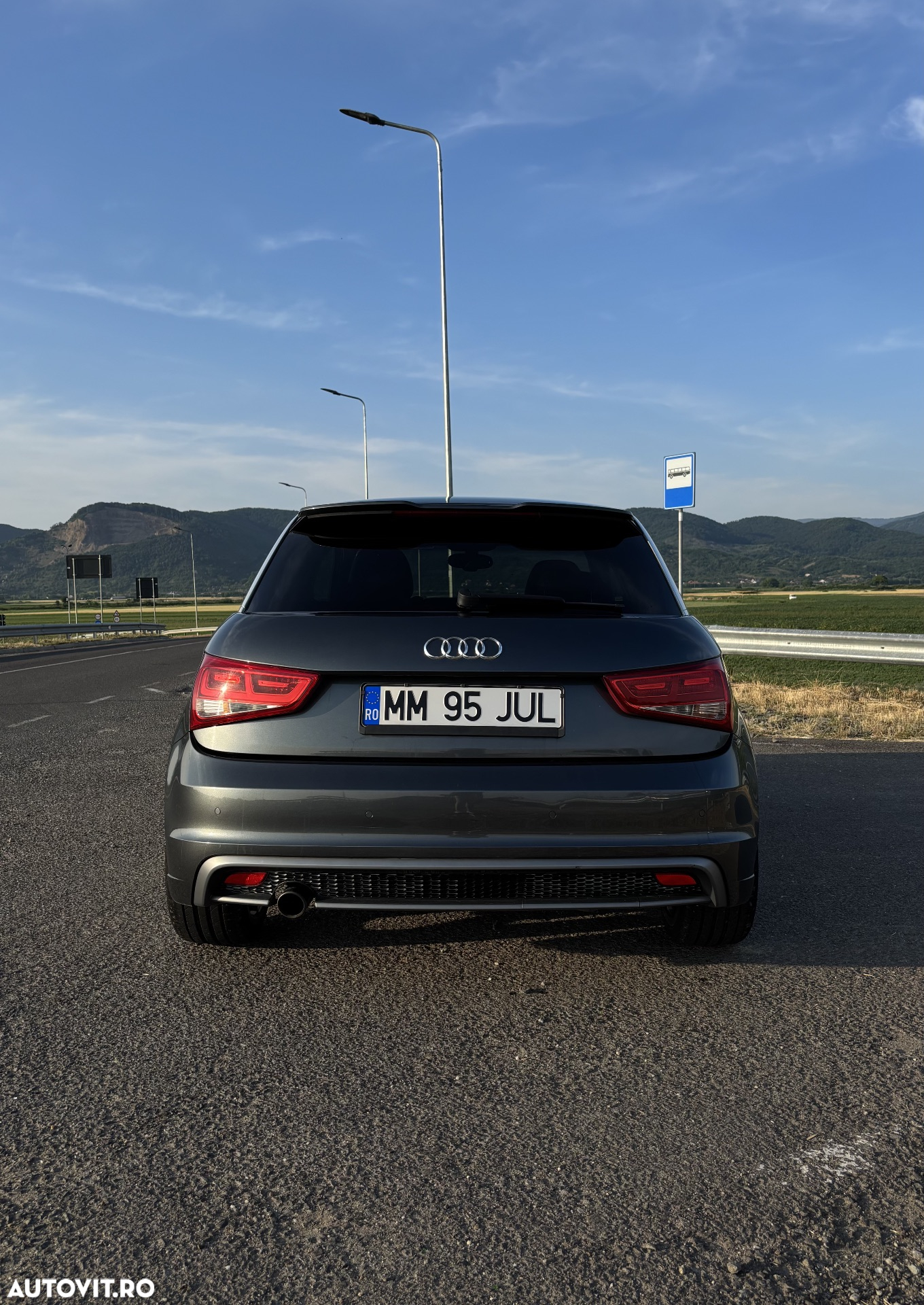 Audi A1 1.6 TDI Stronic Attraction - 5