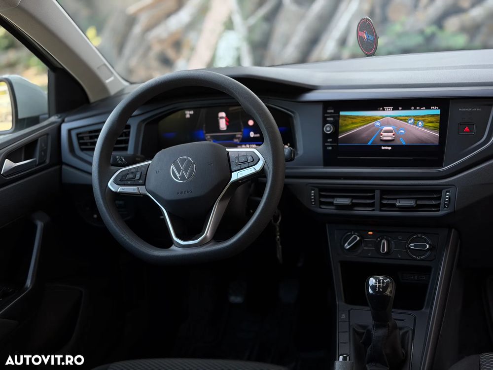 VOLKSWAGEN Polo 2025 — imagine 17