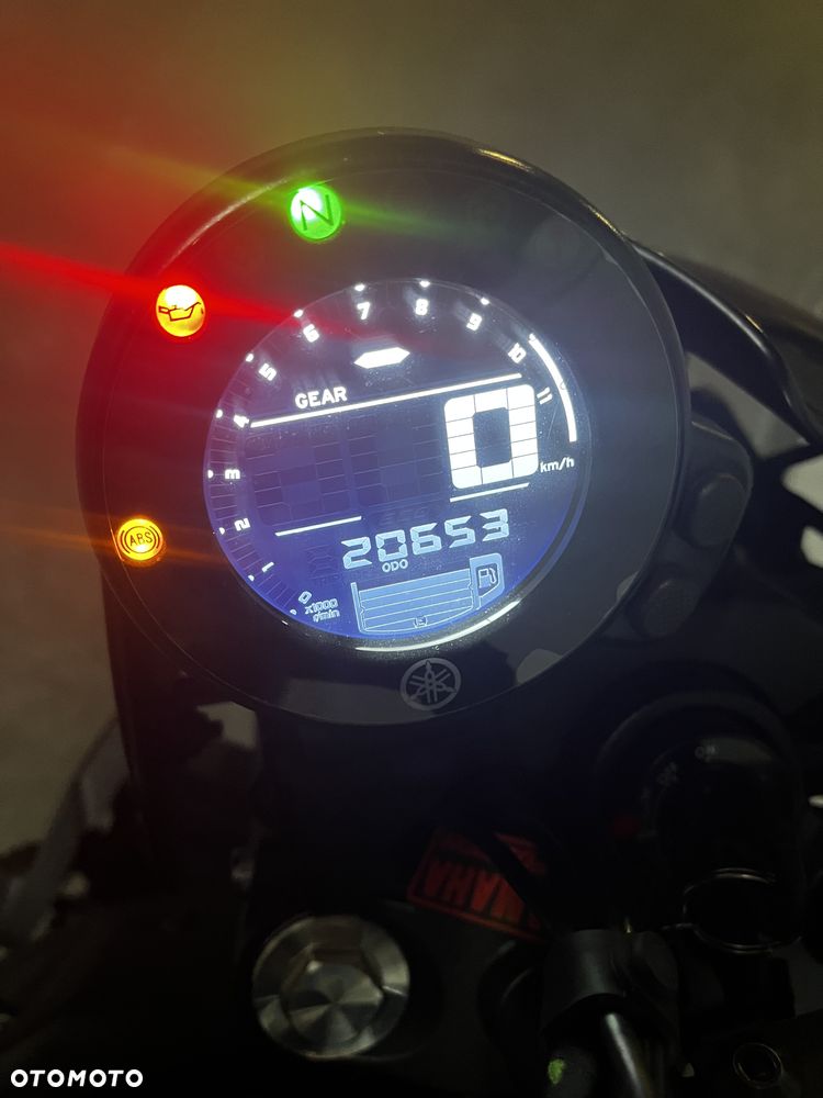 Yamaha XSR - 8