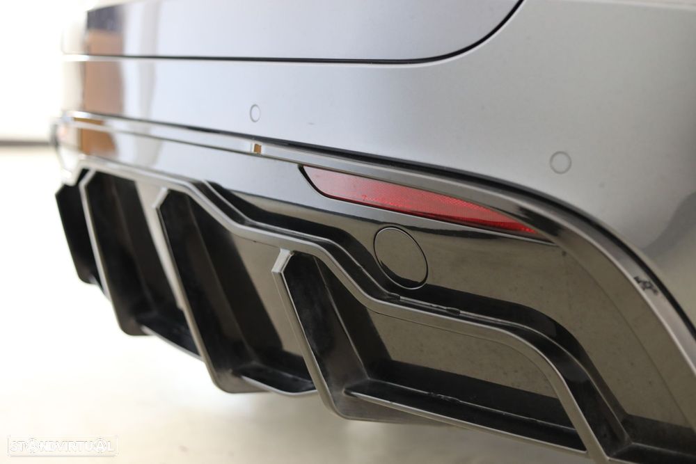 Tesla Model Y Long-Range RWD - 22