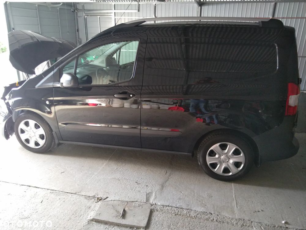 Ford Transit Courier - 1