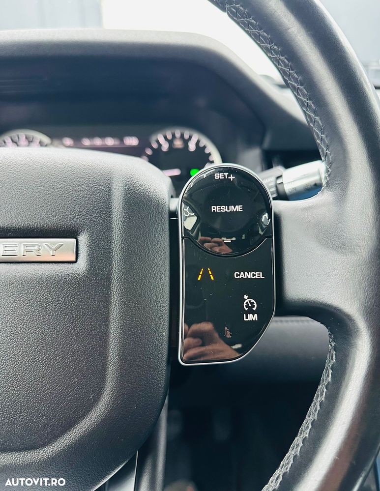 Land Rover Discovery Sport 2.0 l TD4 PURE - 31