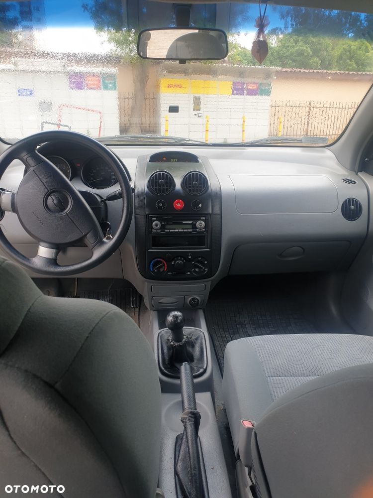 Chevrolet Aveo - 6