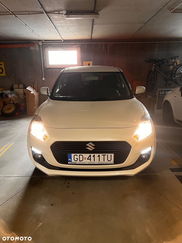 Suzuki Swift 1.2 Premium - 8