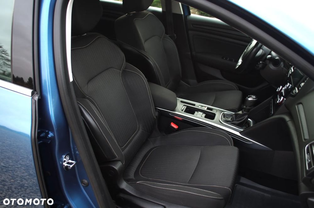 Renault Megane ENERGY TCe 130 LIMITED - 24