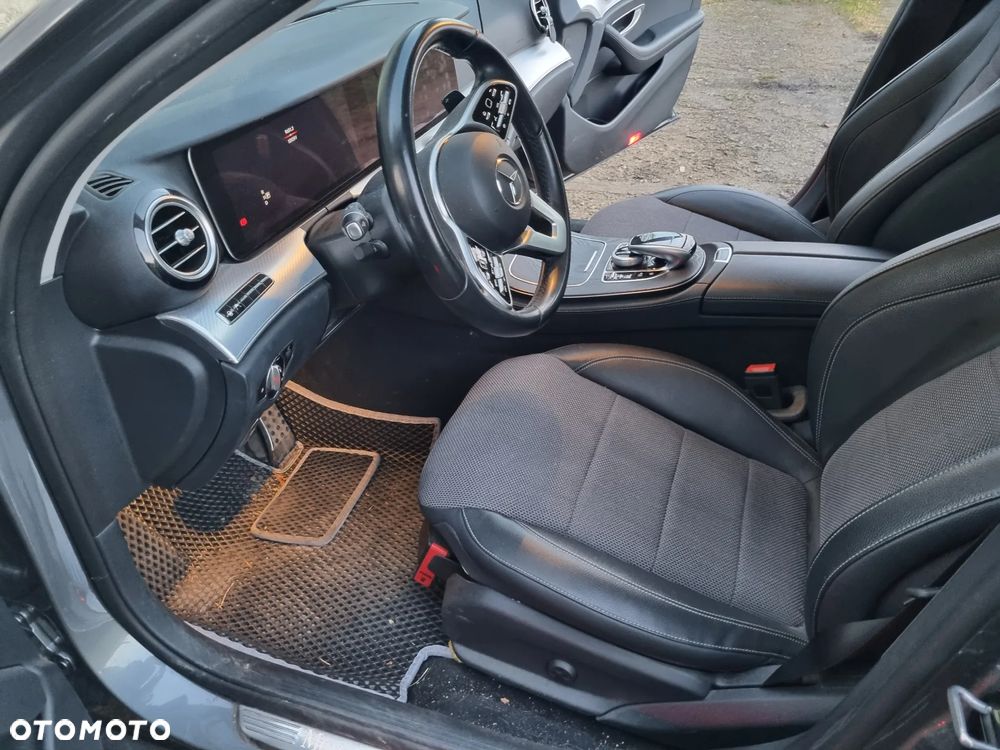 Mercedes-Benz Klasa E 220 d Business Edition 9G-TRONIC - 11