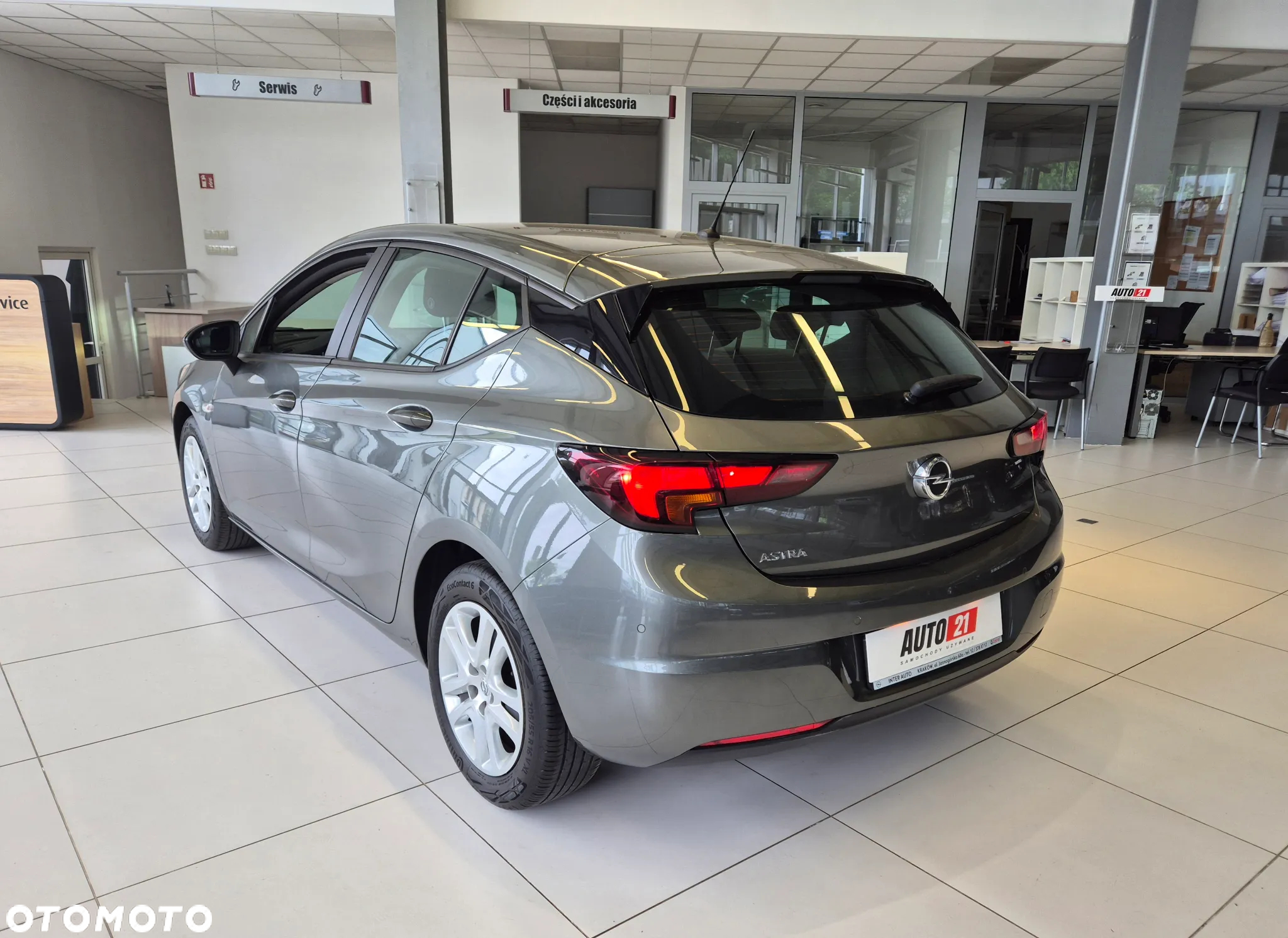 Opel Astra V 1.2 T Elegance S&S - 3