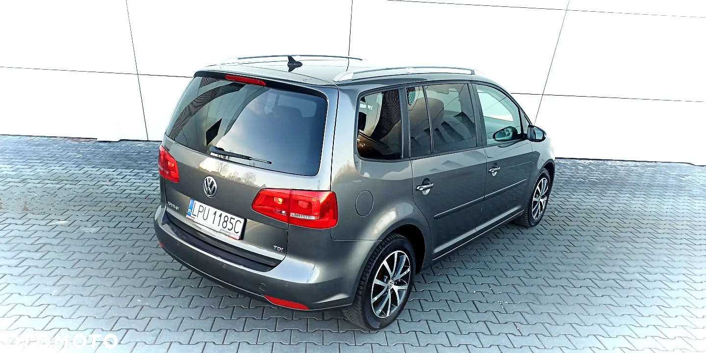Volkswagen Touran 1.6 TDI DPF Highline - 12