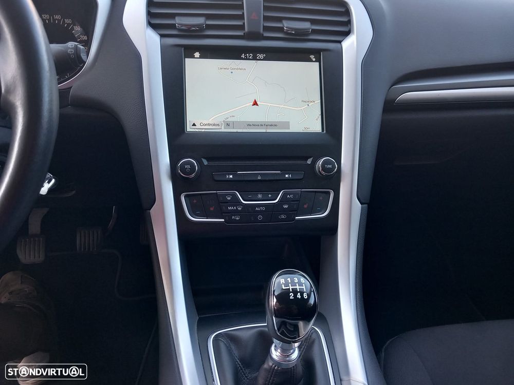 Ford Mondeo SW 1.5 TDCi Titanium - 9