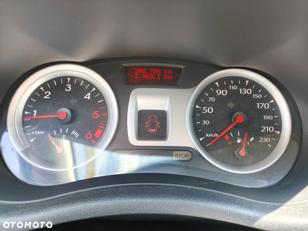 Renault Clio - 9