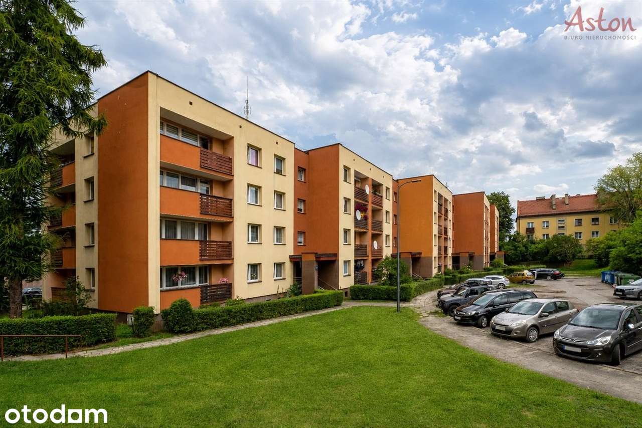 3 osobne pokoje, balkon i klimatyzacja
