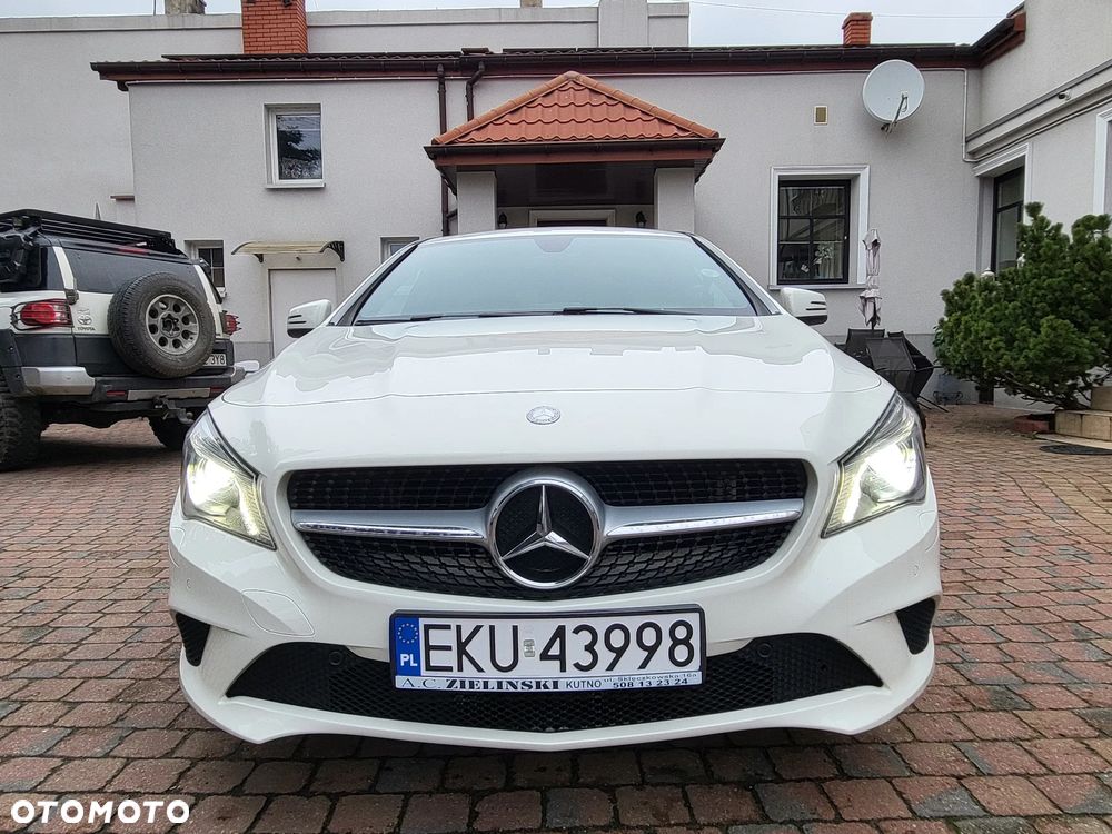 Mercedes-Benz CLA 200 - 9
