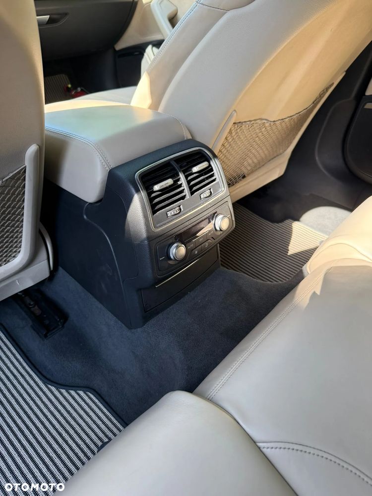 Audi A6 Allroad - 18