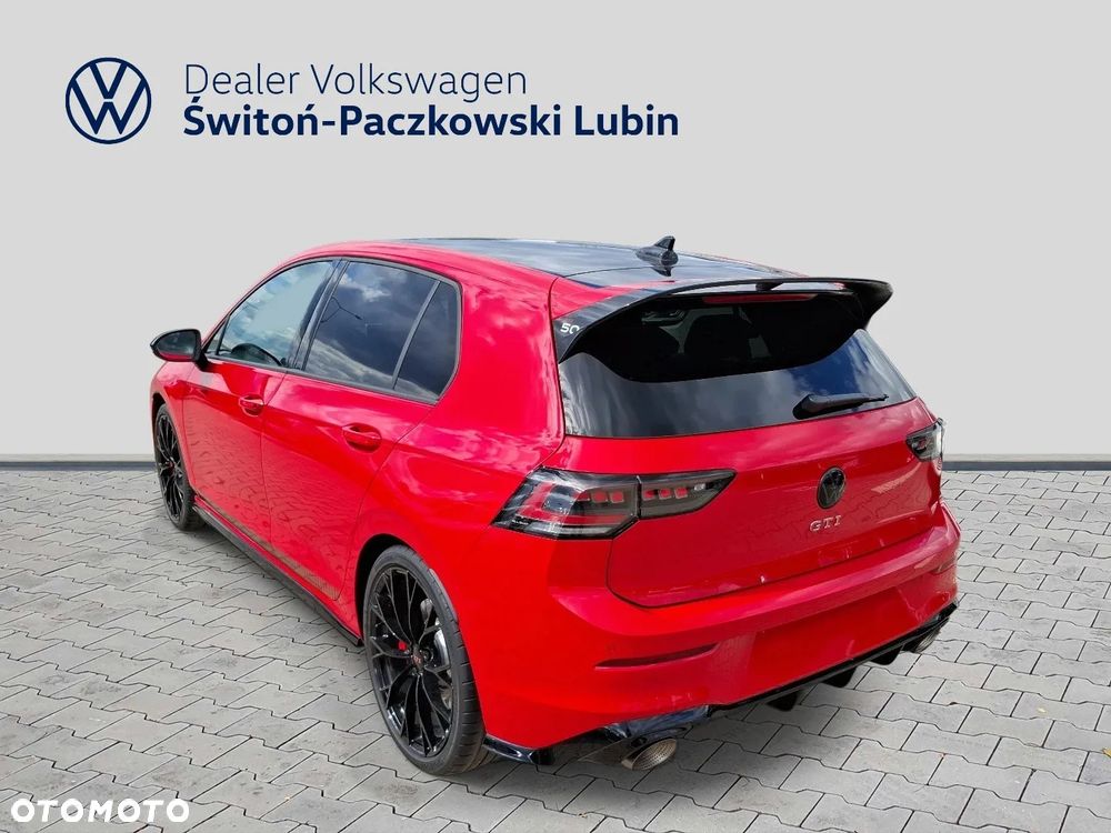 Volkswagen Golf - 3