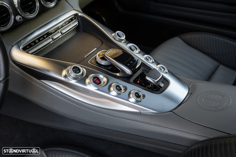 Mercedes-Benz AMG GT S - 13