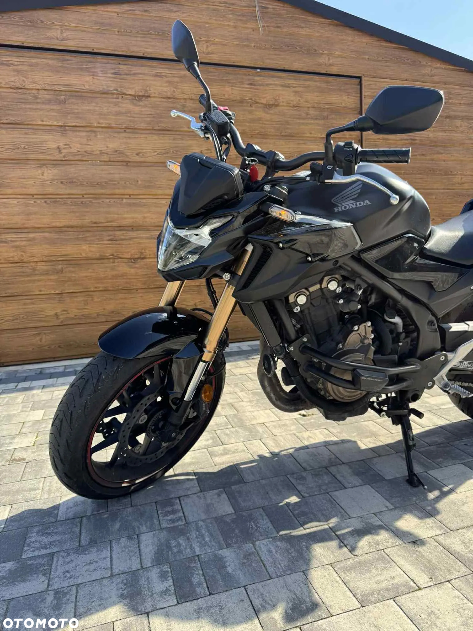 Honda CBF - 2