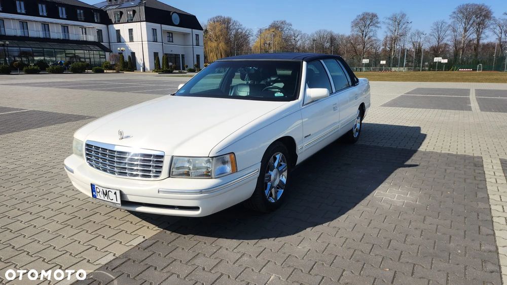Cadillac Deville 4.6 Concours - 3